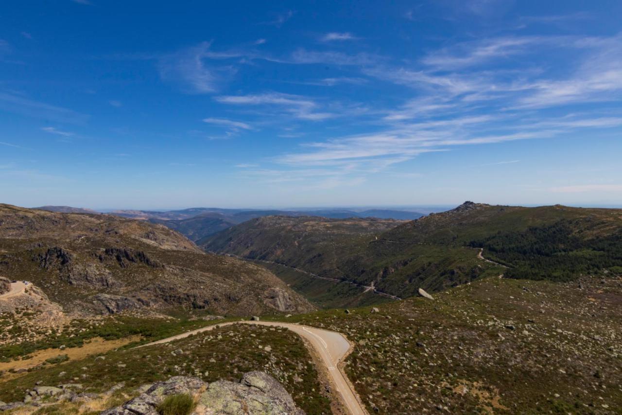 Luna Chalets Da Montanha - Serra Da Estrela Ковильян Экстерьер фото