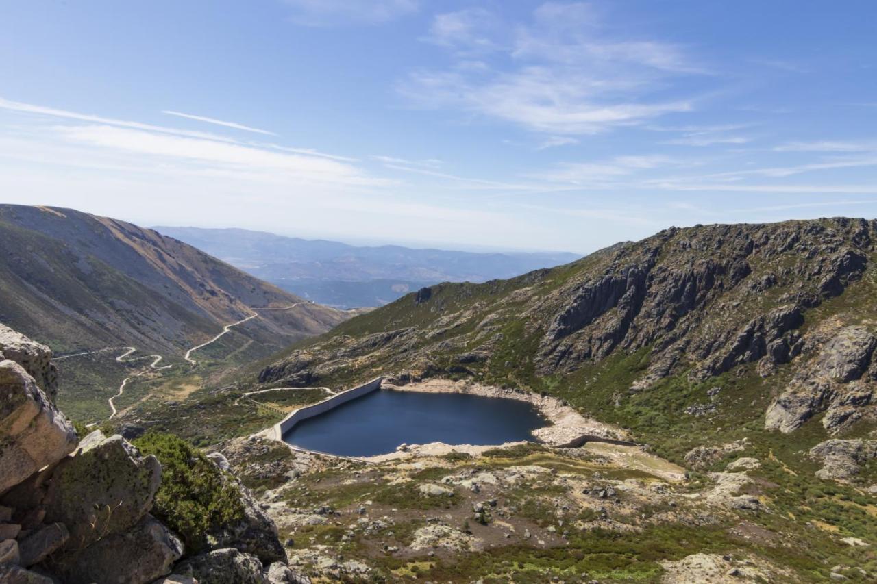 Luna Chalets Da Montanha - Serra Da Estrela Ковильян Экстерьер фото