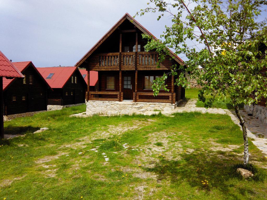 Luna Chalets Da Montanha - Serra Da Estrela Ковильян Экстерьер фото
