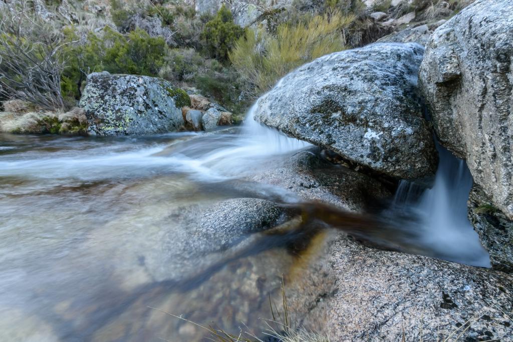 Luna Chalets Da Montanha - Serra Da Estrela Ковильян Экстерьер фото