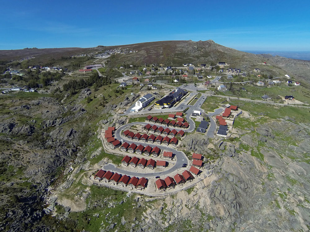 Luna Chalets Da Montanha - Serra Da Estrela Ковильян Экстерьер фото