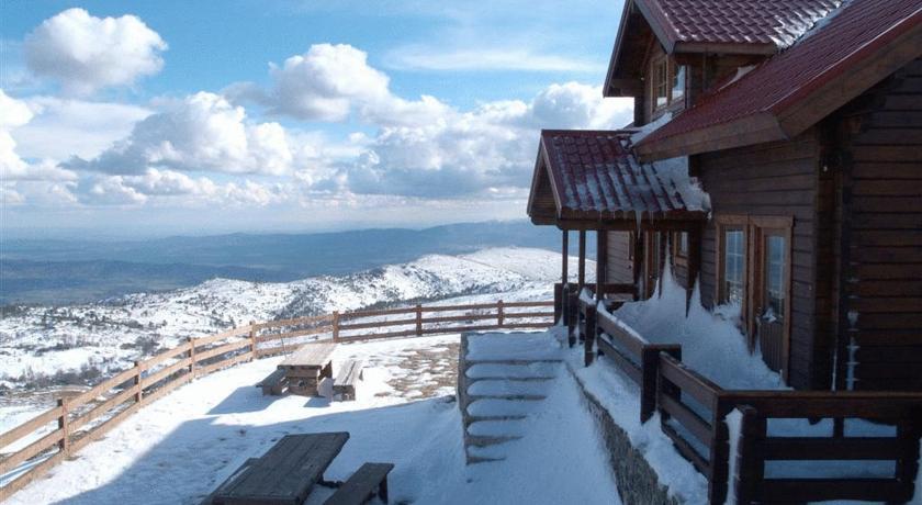 Luna Chalets Da Montanha - Serra Da Estrela Ковильян Экстерьер фото